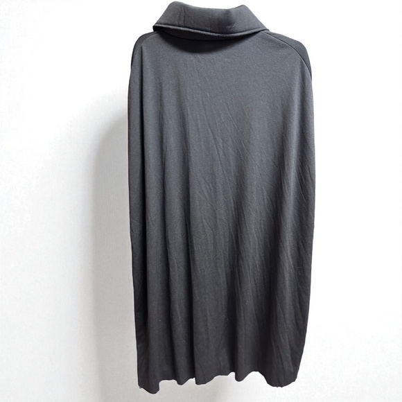 🦇 NWOT 👻 Black Vampire Cape: Fang-tastic Style Alert! 🦇 Unisex - One Size - Picture 3 of 6